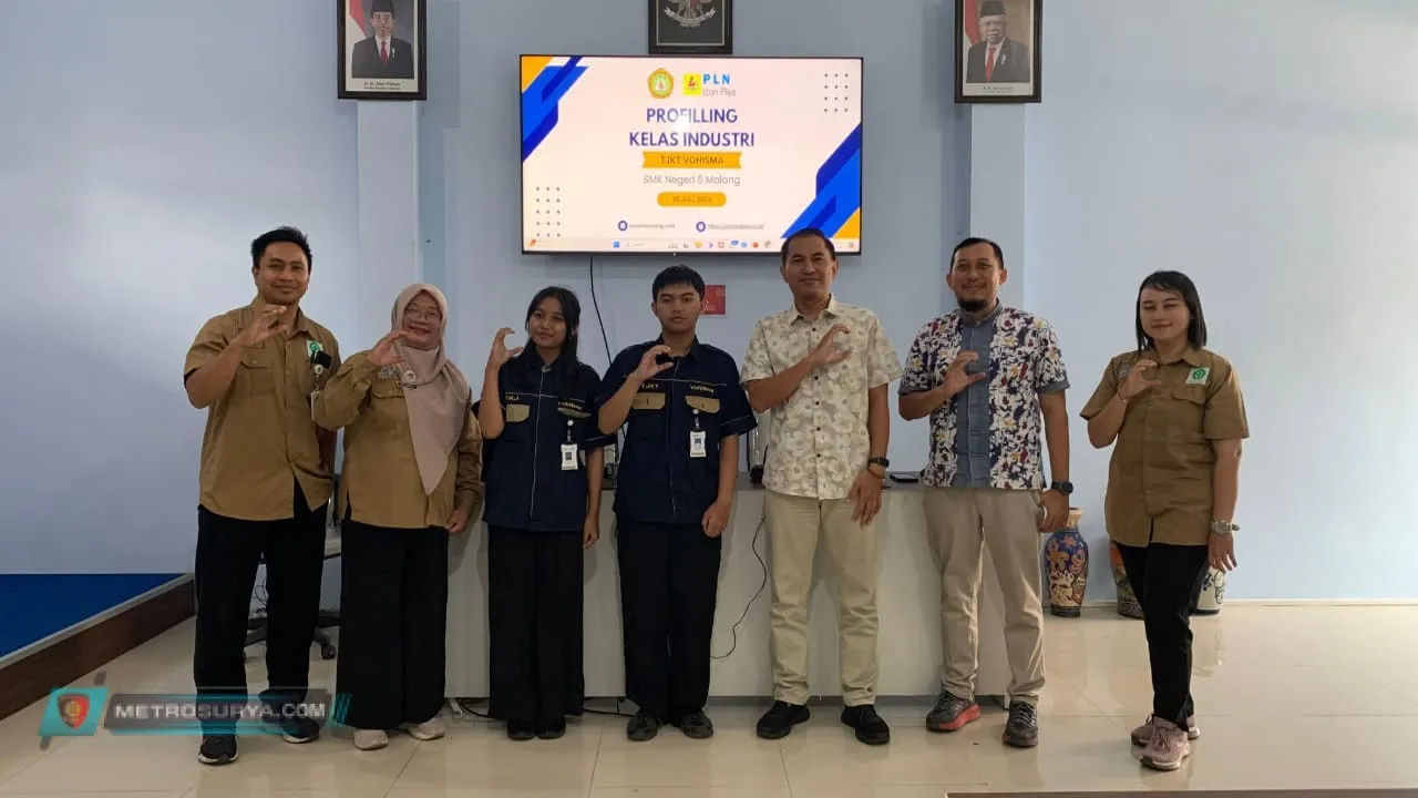 PLN Icon Plus Bekali Siswa SMKN 5 Malang Dengan Wawasan Industri