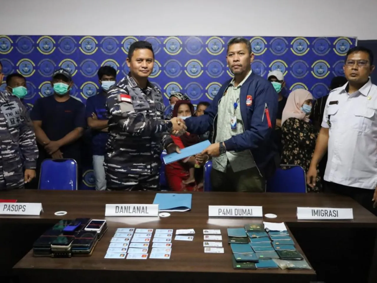 TIM Gabungan TNI AL Berhasil Gagalkan Pemberagkatan PMI NON PROSEDURAL Di DUMAI.
