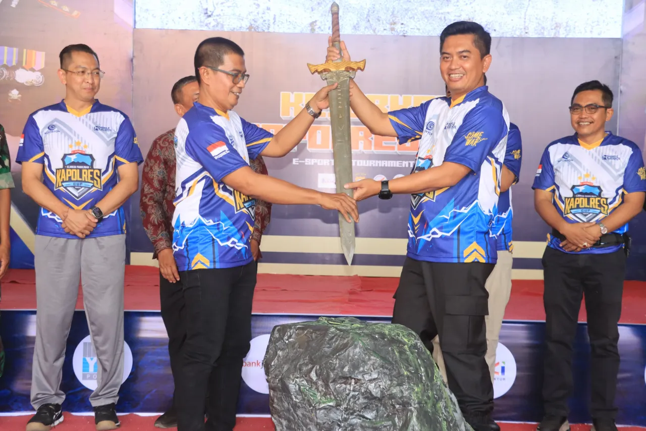 Polres Probolinggo Gelar Turnamen E-Sport MLBB Kapolres Cup 2024