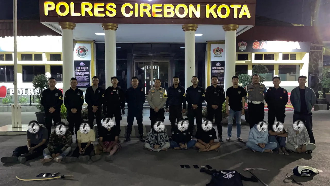 Polres Cirebon Kota Amankan 6 Pelaku Geng Konten Tawuran yang Meresahkan Warga