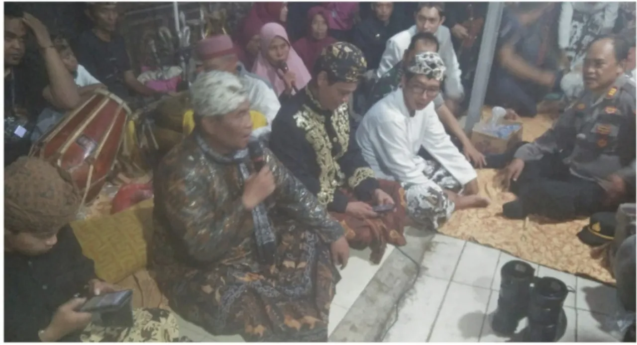 Penurunan Kembali Buyut Kayu Perbatang Desa Kertawinangun Kecamatan Kedawung Kabupaten Cirebon.