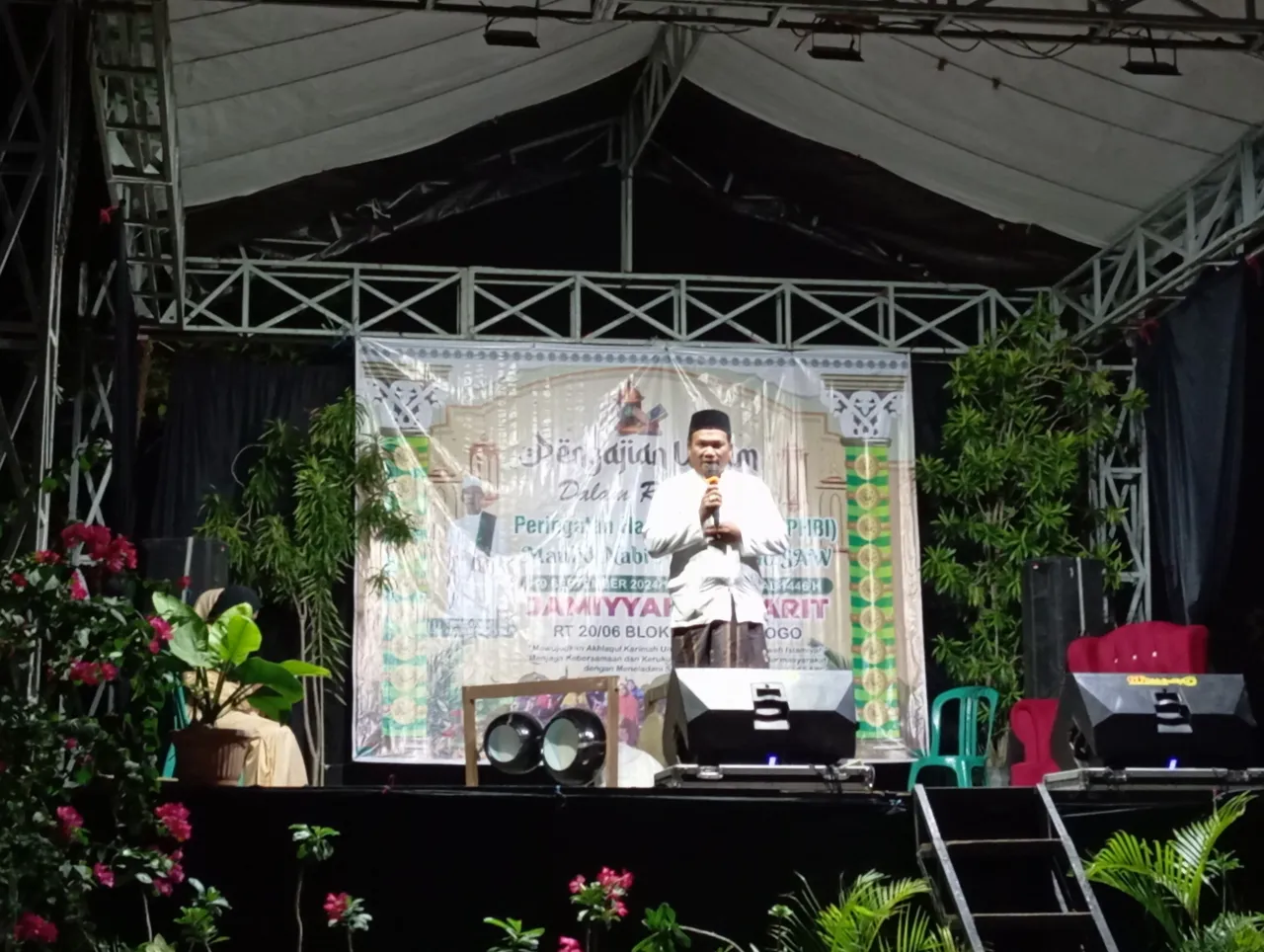 Peringatan Maulid Nabi Muhammad SAW di RT 20 RW 06 Desa Cibogo Kecamatan Waled.
