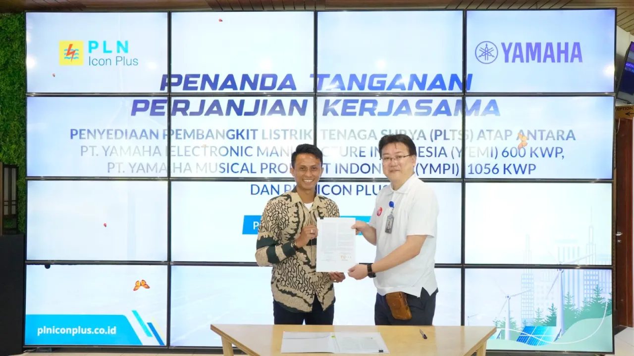 PLN Icon Plus dan Yamaha Group Sepakati Kerja Sama PLTS Atap untuk Transisi Energi 25 Tahun