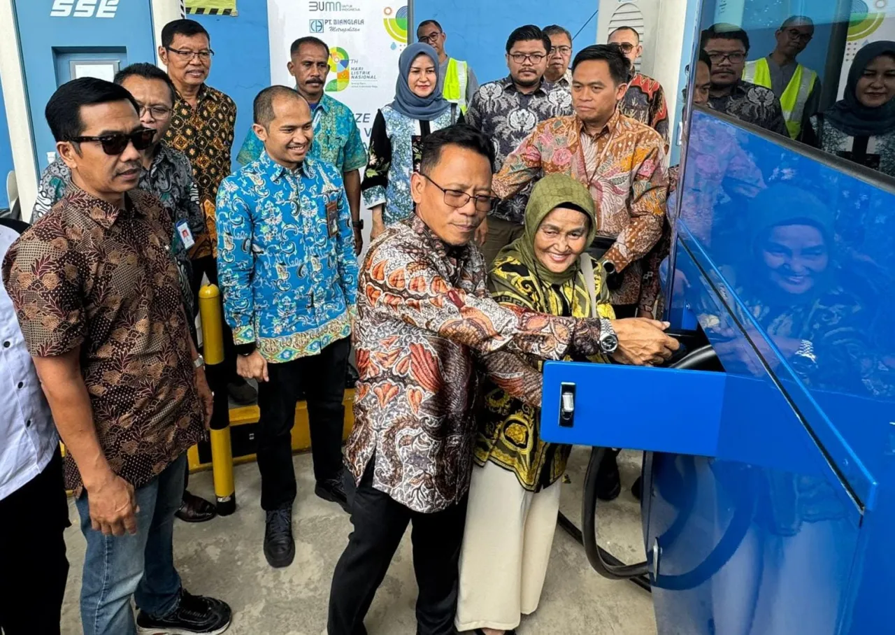 Kolaborasi Transportasi Hijau di Jakarta, PLN Layani 7,5 MVA untuk _Charging Station_ Bus Listrik