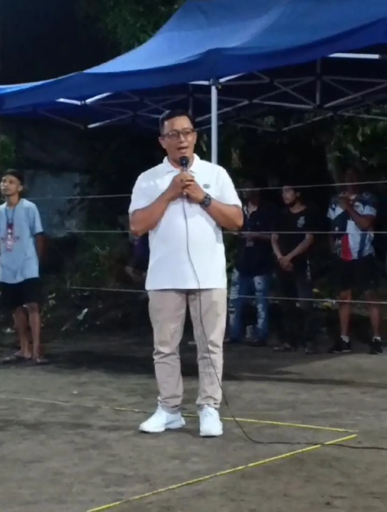 Kades Mojongapit Buka Turnamen Bola Voli dalam Rangka Hari Pahlawan Nasional