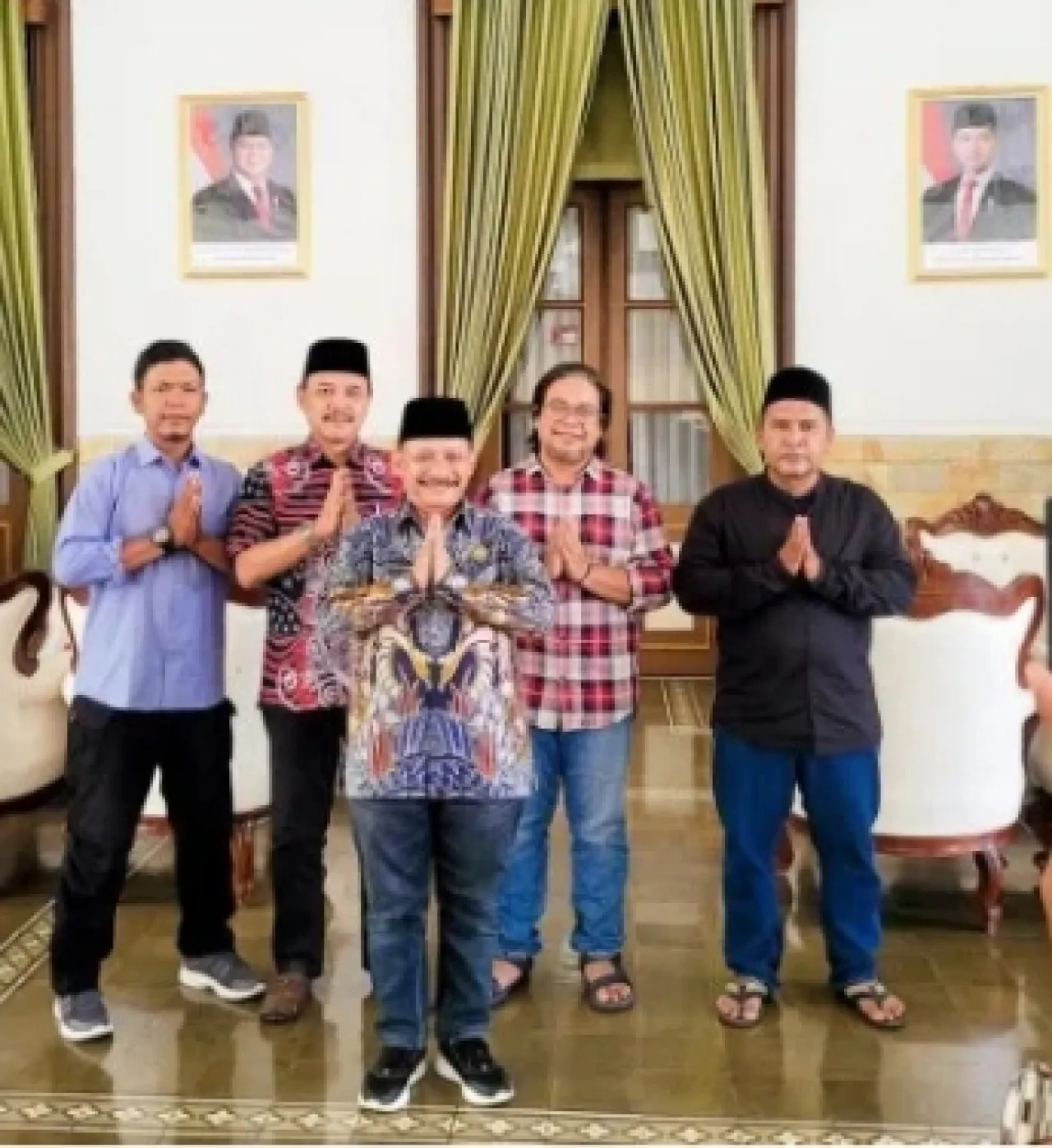 Bupati Situbondo Ucapkan Selamat Kepada Pasangan Paslon Rio - Ulfi
