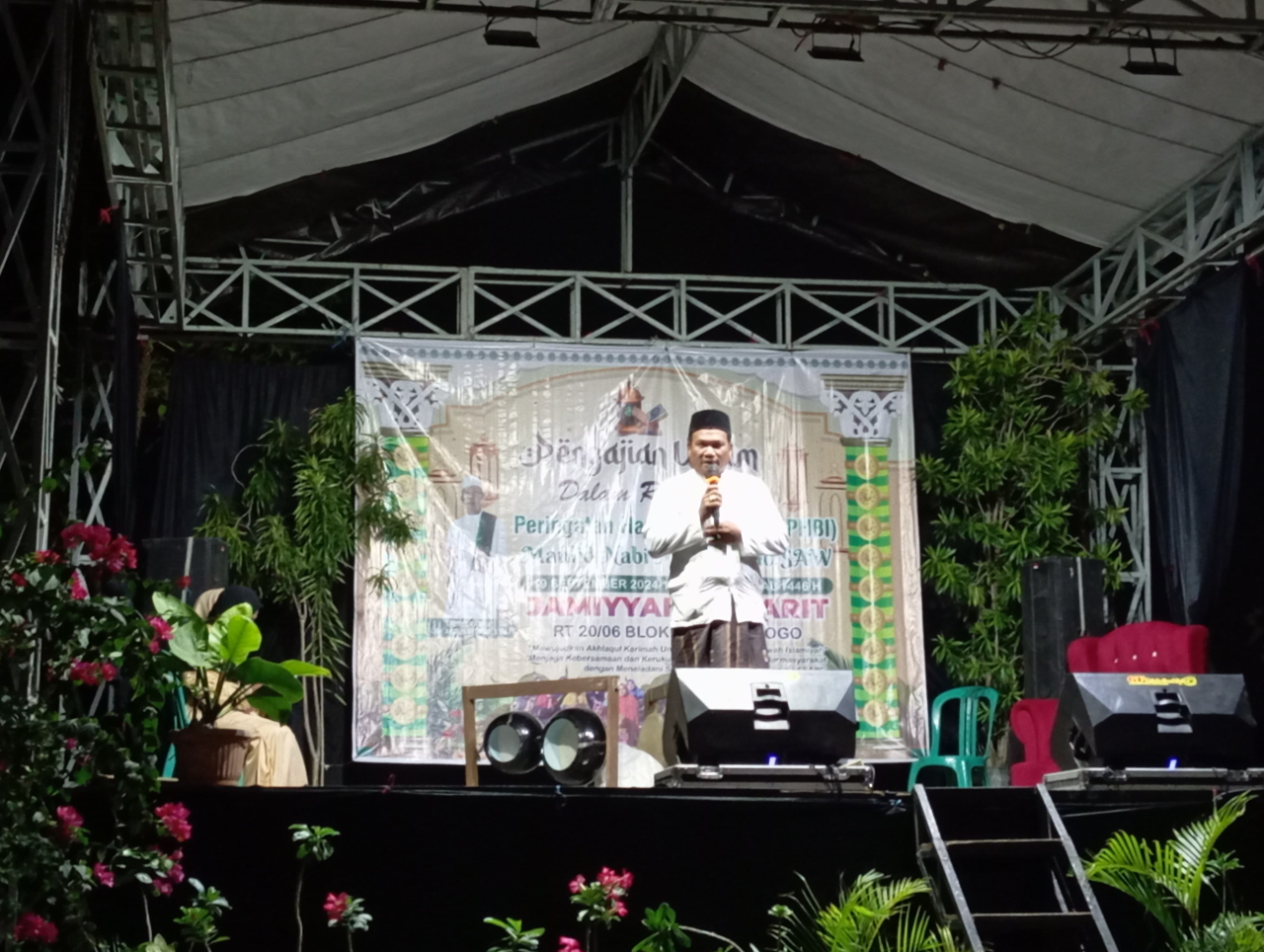 Peringatan Maulid Nabi Muhammad SAW di RT 20 RW 06 Desa Cibogo Kecamatan Waled.