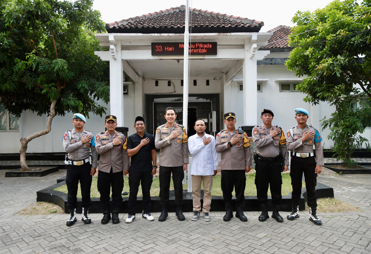 Kapolres Pastikan Keamanan dan Kesiapan Pilkada 2024, Cek Gudang Logistik KPU Jombang
