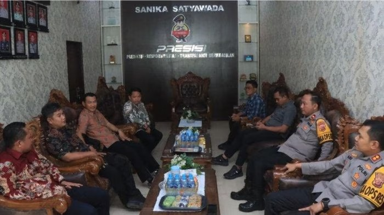 Polres Indramayu Sambut Silaturahmi KPU dan Bawaslu, Bahas Soal Pengamanan Pilkada 2024