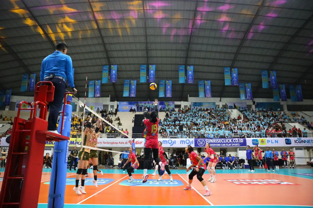 Tahun Baru Jakarta Electric PLN Sukses Tuan Rumah PLN Mobile Proliga 2025 Seri Malang dan Menang!