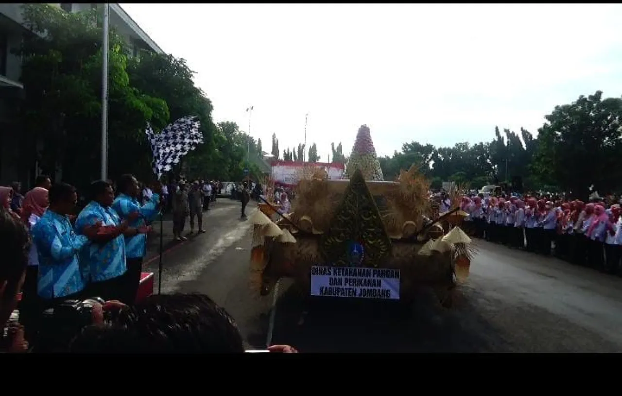 Menyambut Ramadhan, Dinas Ketahanan Pangan dan Perikanan Jombang Gelar Grebeg Apem