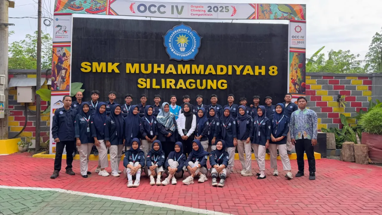 Sinergi PLN Icon Plus dan SMK Muhammadiyah 8 Siliragung Tingkatkan Kompetensi Siswa