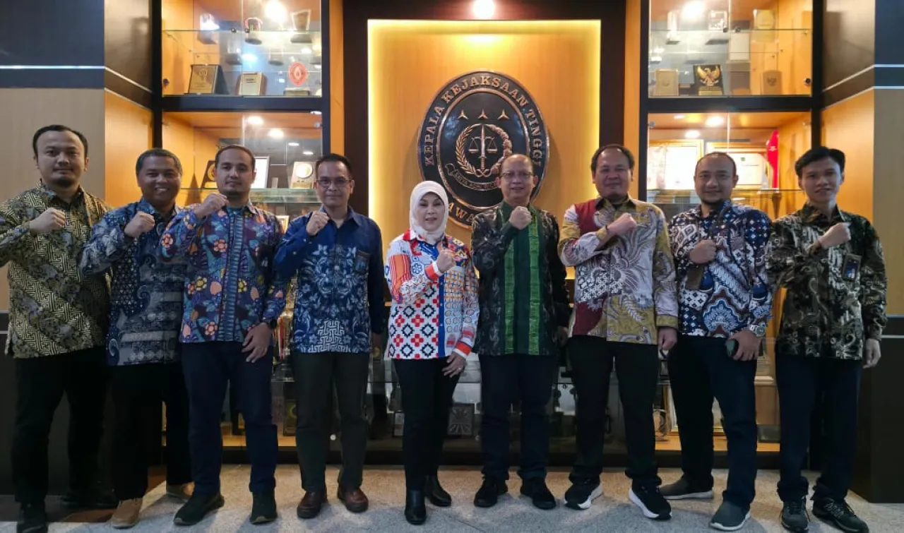 Upaya Percepat Pembangunan Proyek Strategis Nasional, PT PLN (Persero) UIP JBTB Gelar Audiensi dengan Kejati Jatim