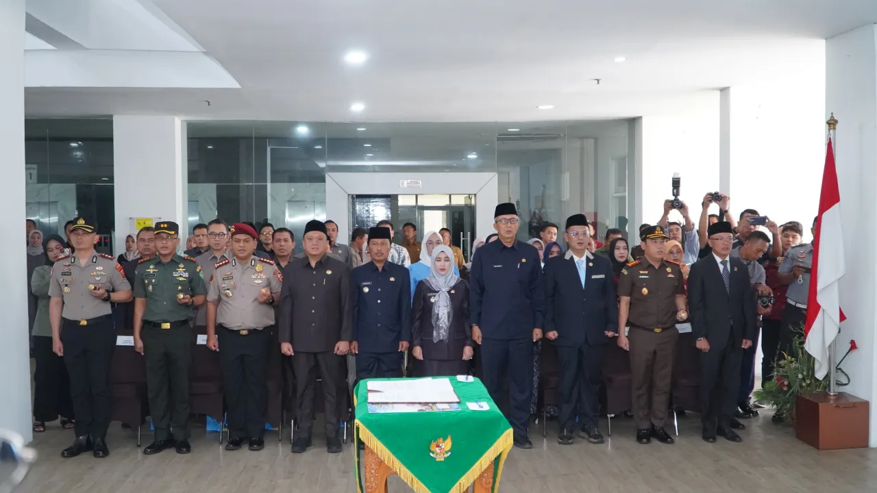 Kapolres Cirebon Kota Hadiri Rapat Paripurna DPRD Kota Cirebon, Walikota dan Wakil Walikota Periode 2025-2030
