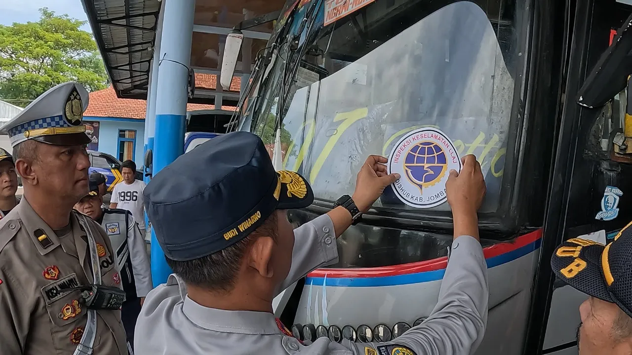 Dinas Perhubungan Jombang Gelar Ramp Check,Pastikan Kelayakan Operasional