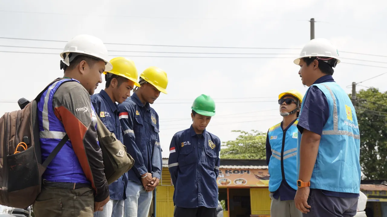 Langkah Proaktif PLN Icon Plus Jatim Lakukan Patroli Fiber Optic Jamin Stabilitas Jaringan Telekomunikasi di Kota Gresik