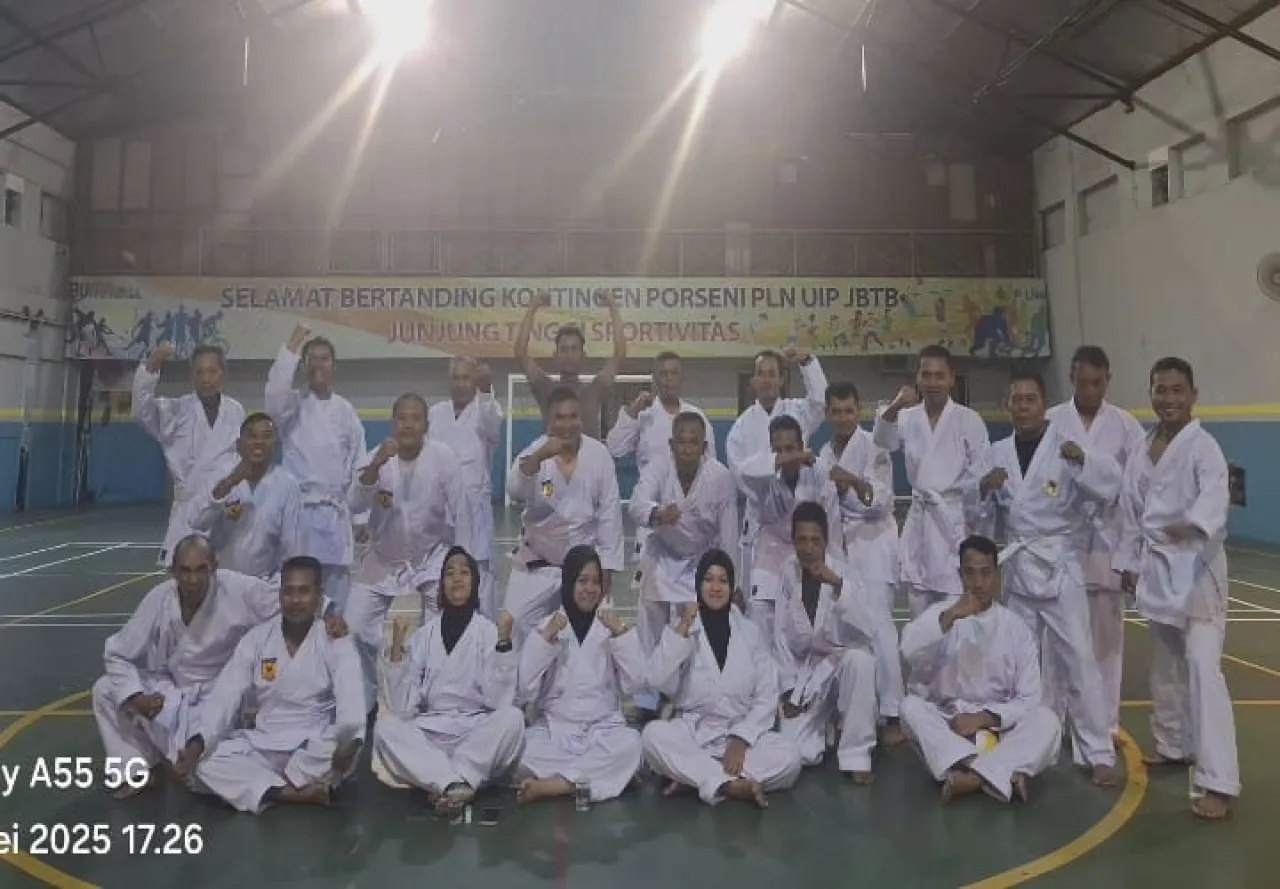 Mantapkan Latihan Karate, Satuan Pengamanan PLN Haleyora Powerindo Dalami Teknik Dasar di Pekan Pertama