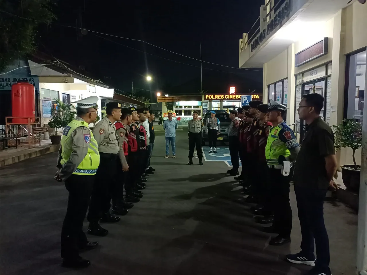 Polres Cirebon Kota Gelar Kegiatan Rutin yang Ditingkatkan (KRYD) untuk Cipta Kondisi Kamtibmas