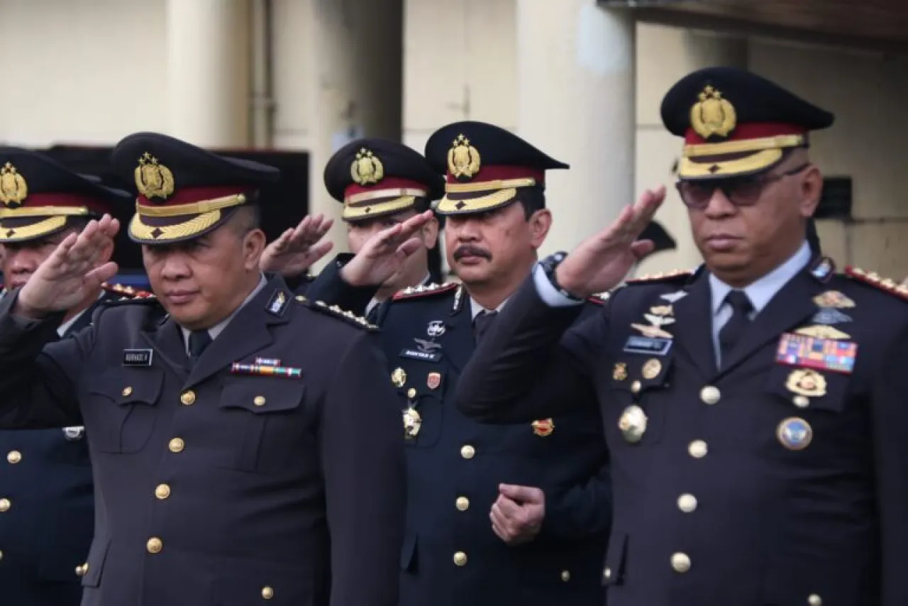 Dansat Brimob Polda Jabar Ikuti Upacara Hari Lahir Pancasila di Mapolda Jabar