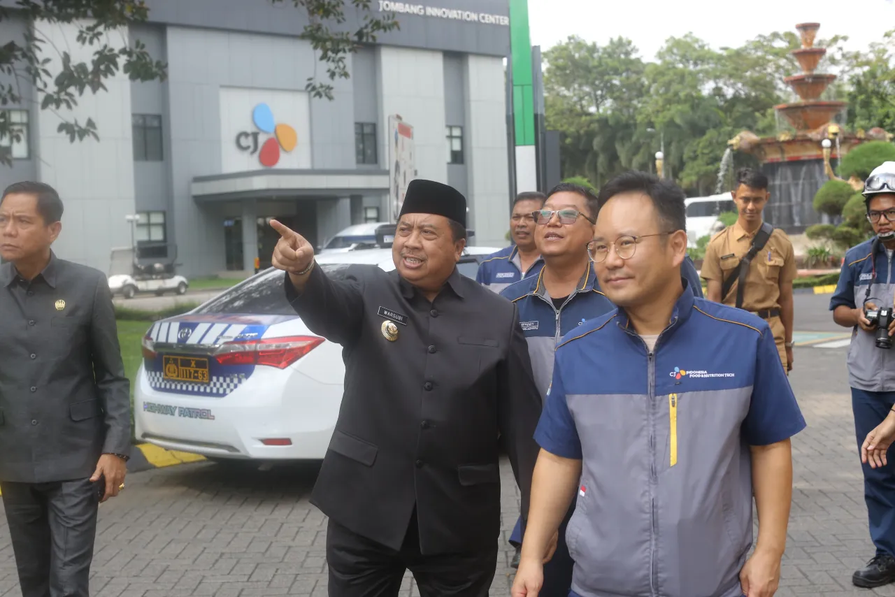 Mendorong Investasi dan Industri Ramah Lingkungan, Bupati Jombang Kunjungi Pabrik Cheil Jedang Ploso