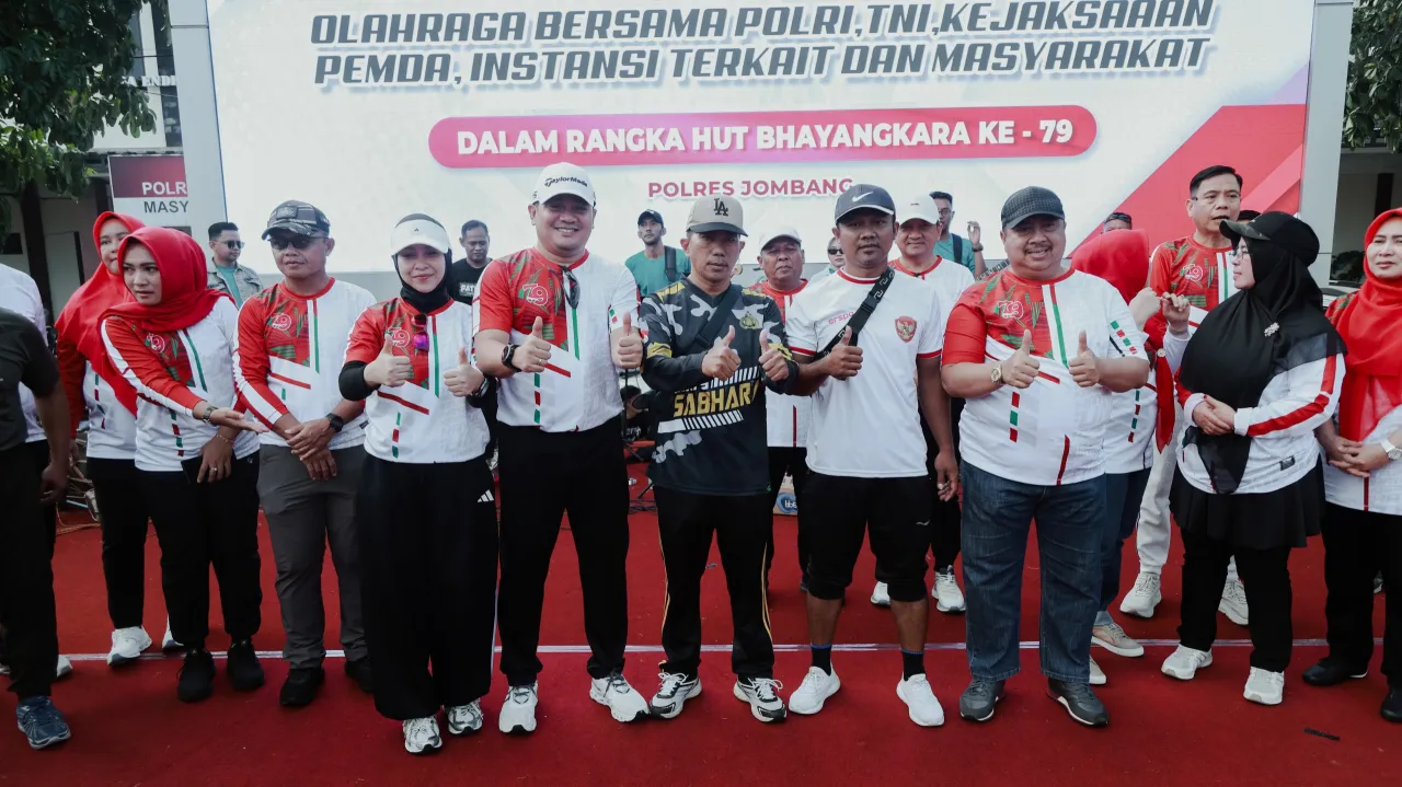 Meriahkan HUT Bhayangkara, Polres Jombang Gelar Olah Raga Bersama dan Fun Bike