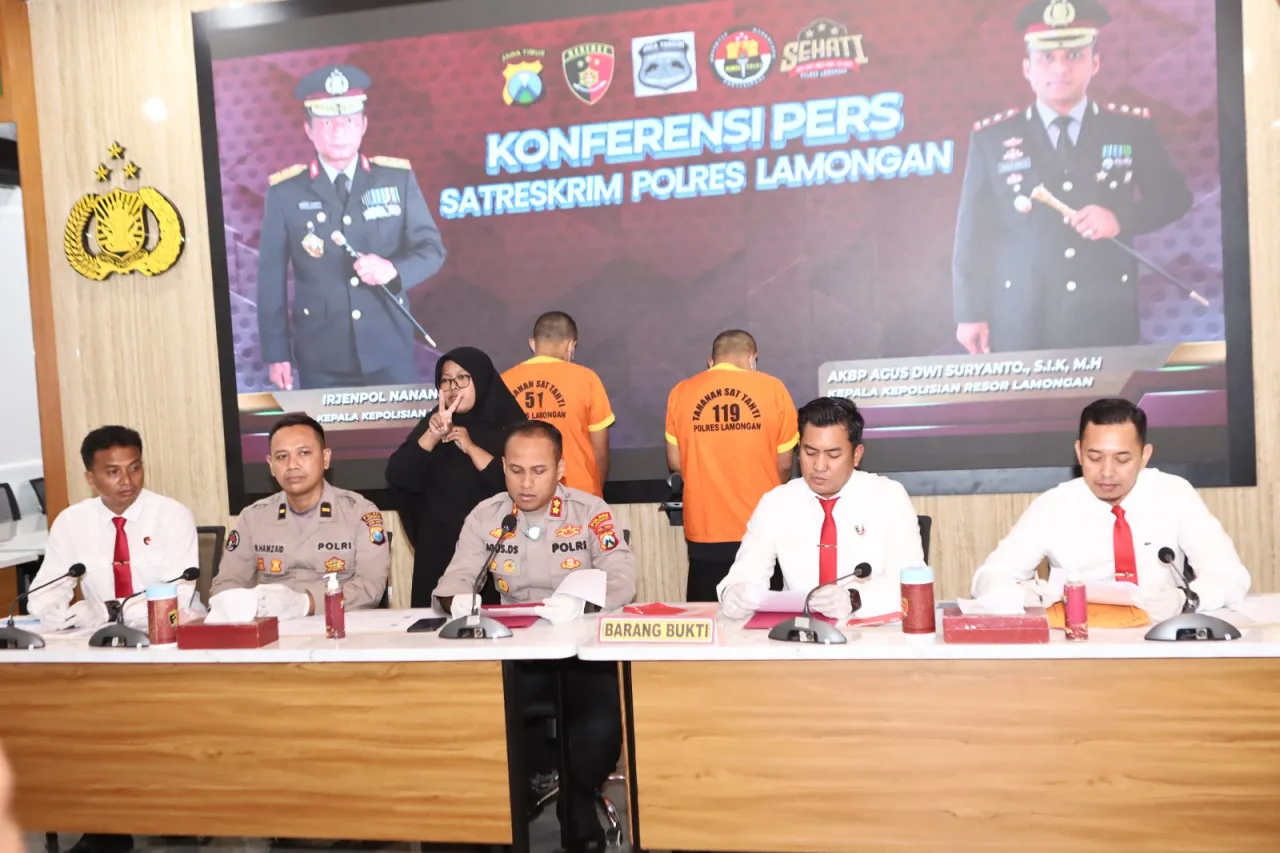 Polres Lamongan Bongkar Kasus Penyebaran Konten Pornografi Sesama Jenis