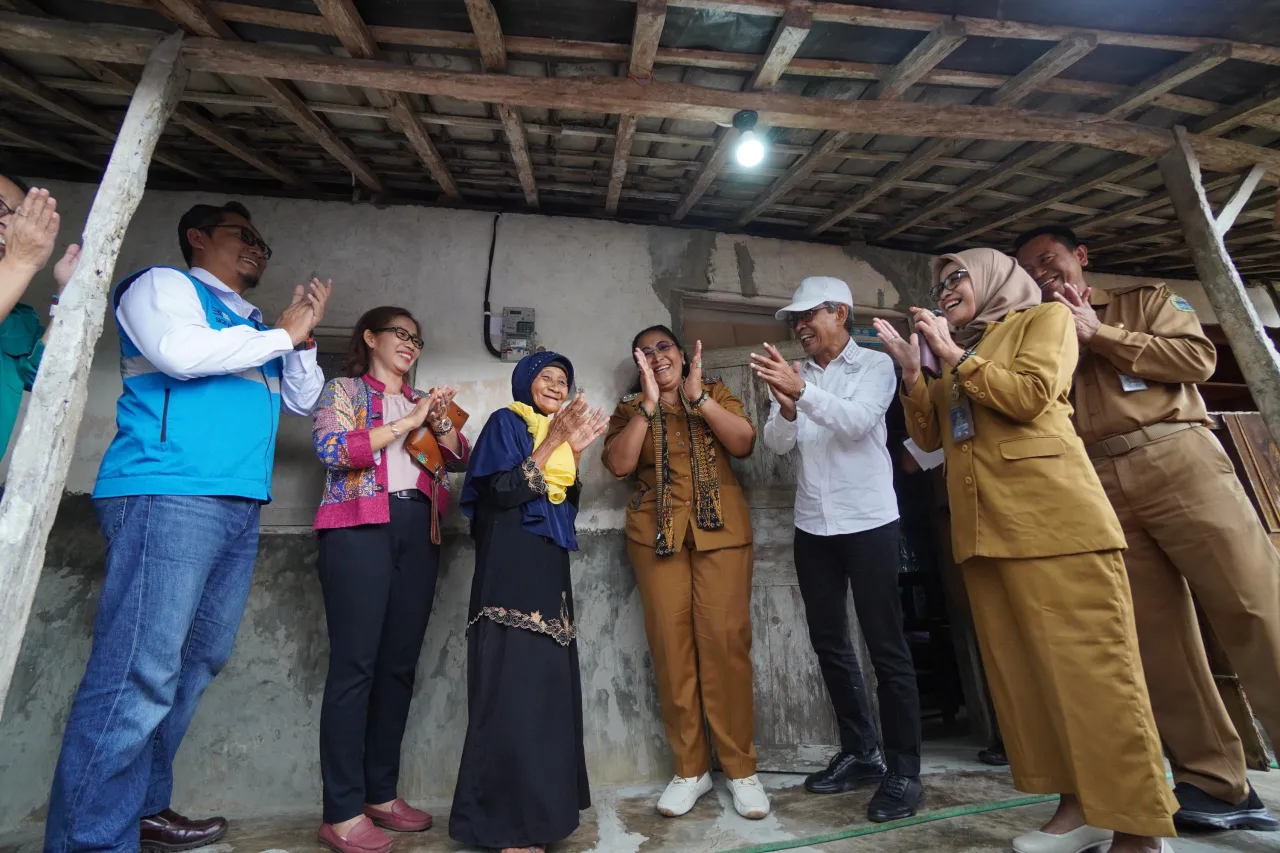 Listrik untuk Rakyat, Program Donasi Pegawai PLN Nyalakan 33 Ribu Lebih Sambungan Listrik Gratis