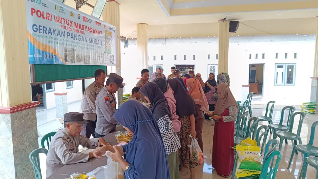 Gerakan Pangan Murah, yang Digelar Polres Bersama Pemkab Jombang dan Bulog Cabang Mojokerto