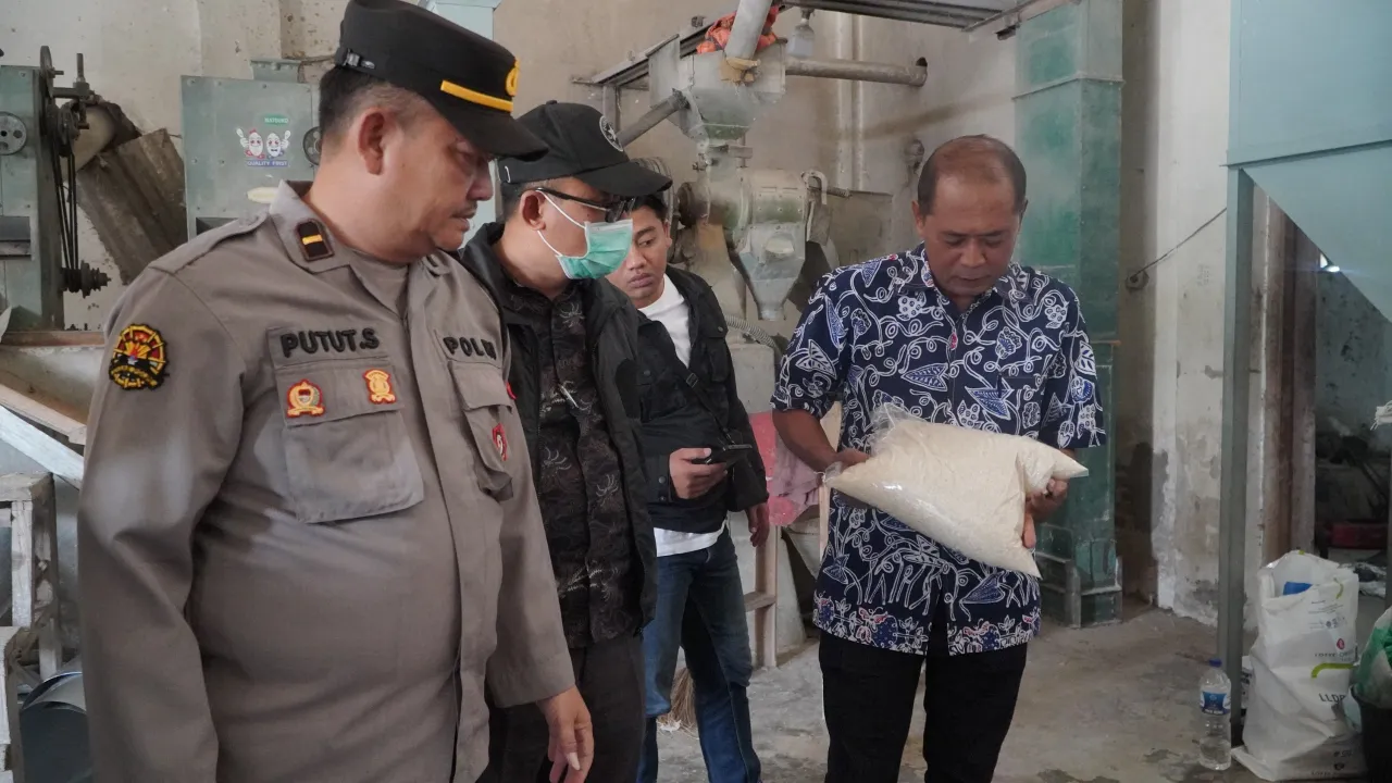 Satgas Pangan Polres Blitar Lakukan Pendataan Stok Beras Antisipasi Kelangkaan dan Kenaikan Harga
