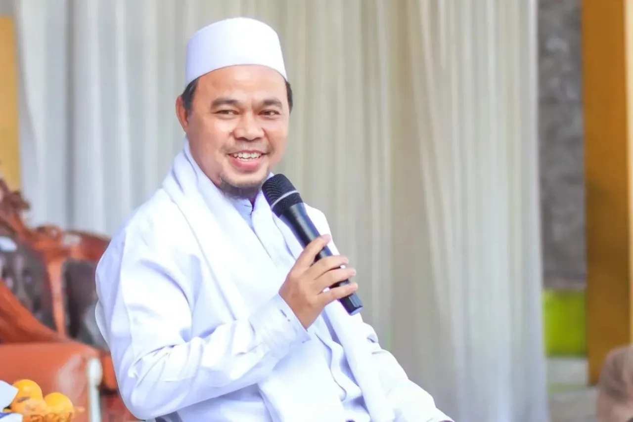 KH Hafidz Gunawan: Hindari Kekerasan dan Percayakan pada Polri