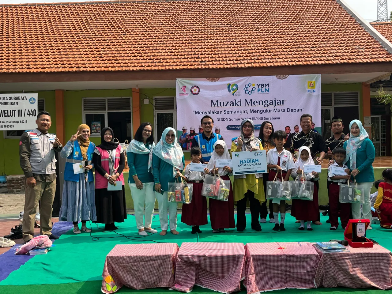 Perayaan Milad ke-19 YBM PLN UIP JBTB, "Hadirkan Edukasi dan Keceriaan di Sekolah SDN Sumur Welut Surabaya"