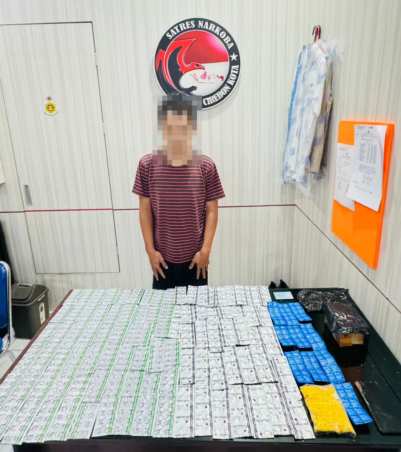 Satresnarkoba Polres Cirebon Kota Amankan Ribuan Butir Obat Tanpa Izin Edar