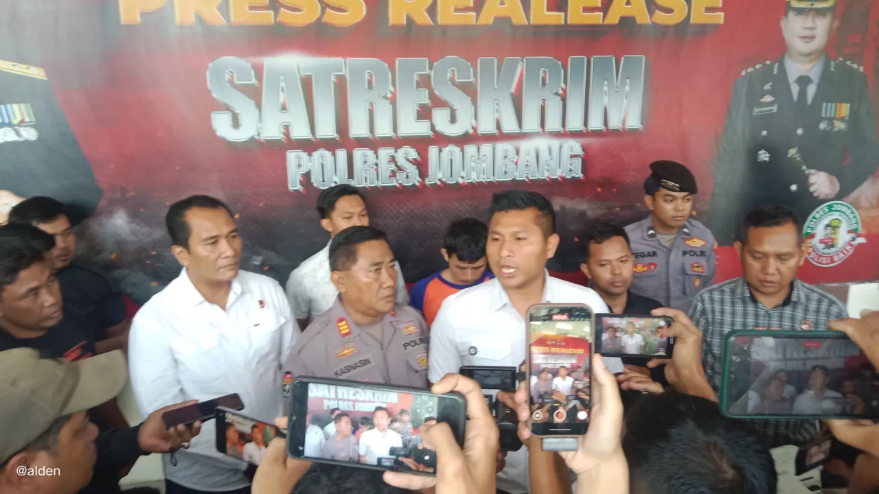 Satreskrim Polres Jombang Bekuk Residivis Spesialis Pembobol Sekolah