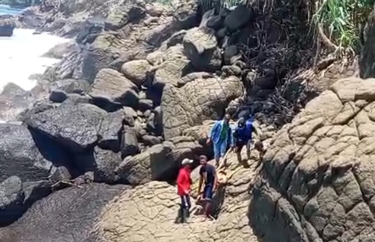 Liburan di Pantai Modangan Berujung Duka, Empat Pemuda Terseret Ombak, Satu Selamat Satu MD Dua Hilang
