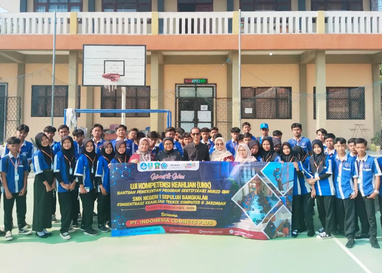 PLN Icon Plus Dukung Penguatan Kompetensi Siswa SMK Negeri 1 Sepuluh Bangkalan Melalui UKK Teknik Komputer & Jaringan