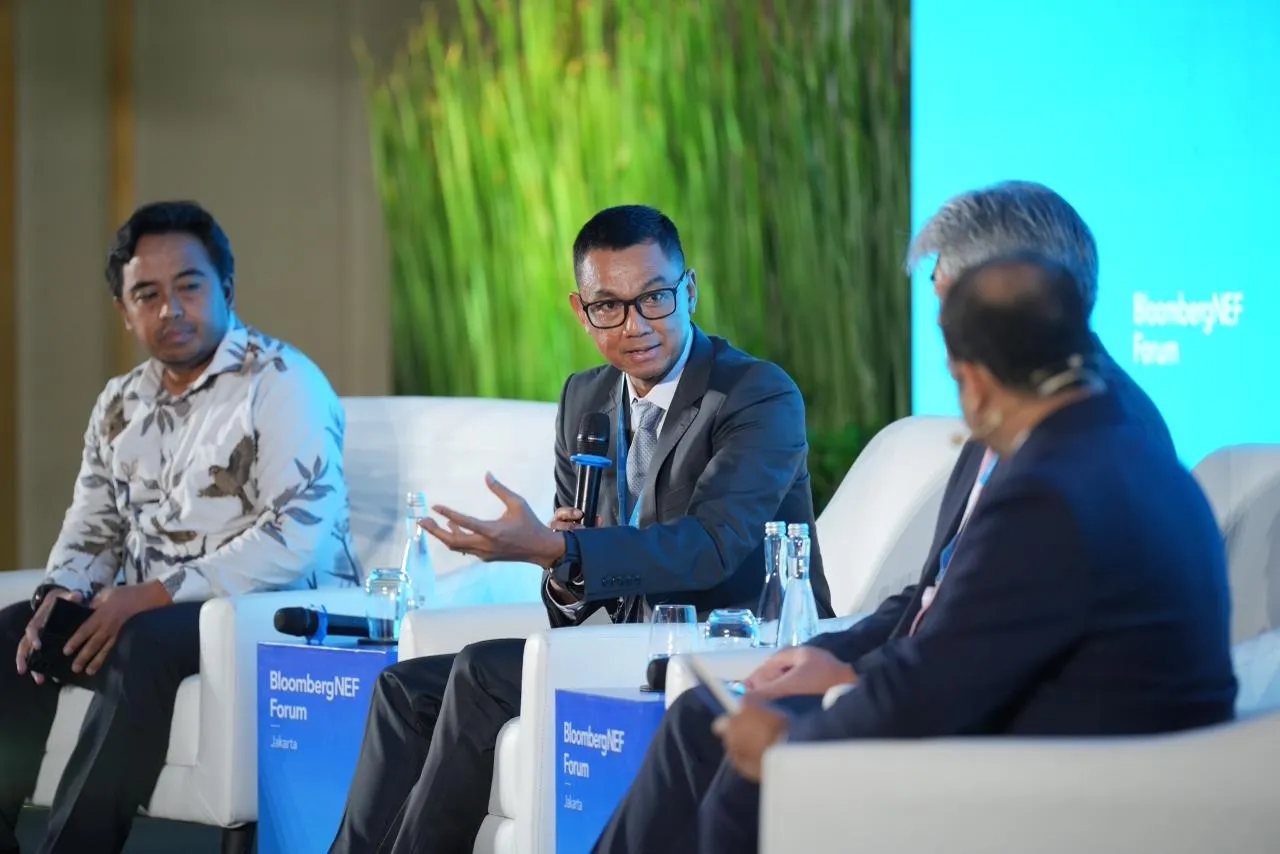 Semangat Hari Sumpah Pemuda, PLN Siap Jadi Motor Dekarbonisasi, Hashim Tegaskan Posisi RI Di Paris Agreement
