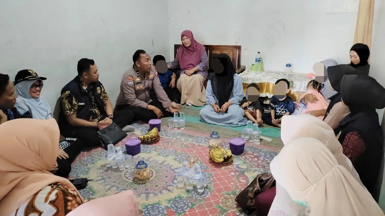 Polres Lamongan Gelar Trauma Healing Untuk Korban Persetubuhan Anak oleh Ayah Kandung