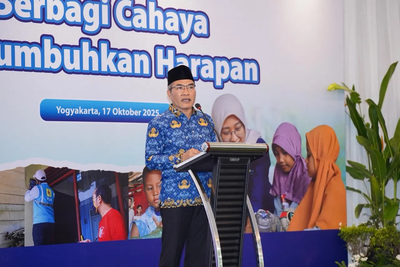 Semangat Hari Sumpah Pemuda, PLN Berbagi Terang untuk Masyarakat di Berbagai Daerah Sambut HLN ke-80