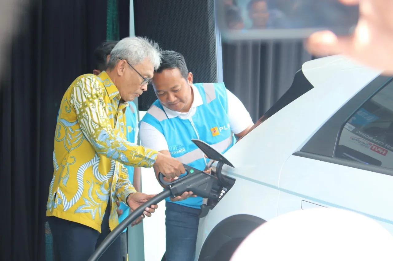 Listrik untuk rakyat, PLN Hadirkan SPKLU Center Pertama di Yogyakarta, Beri Kemudahan Bagi Pengguna EV
