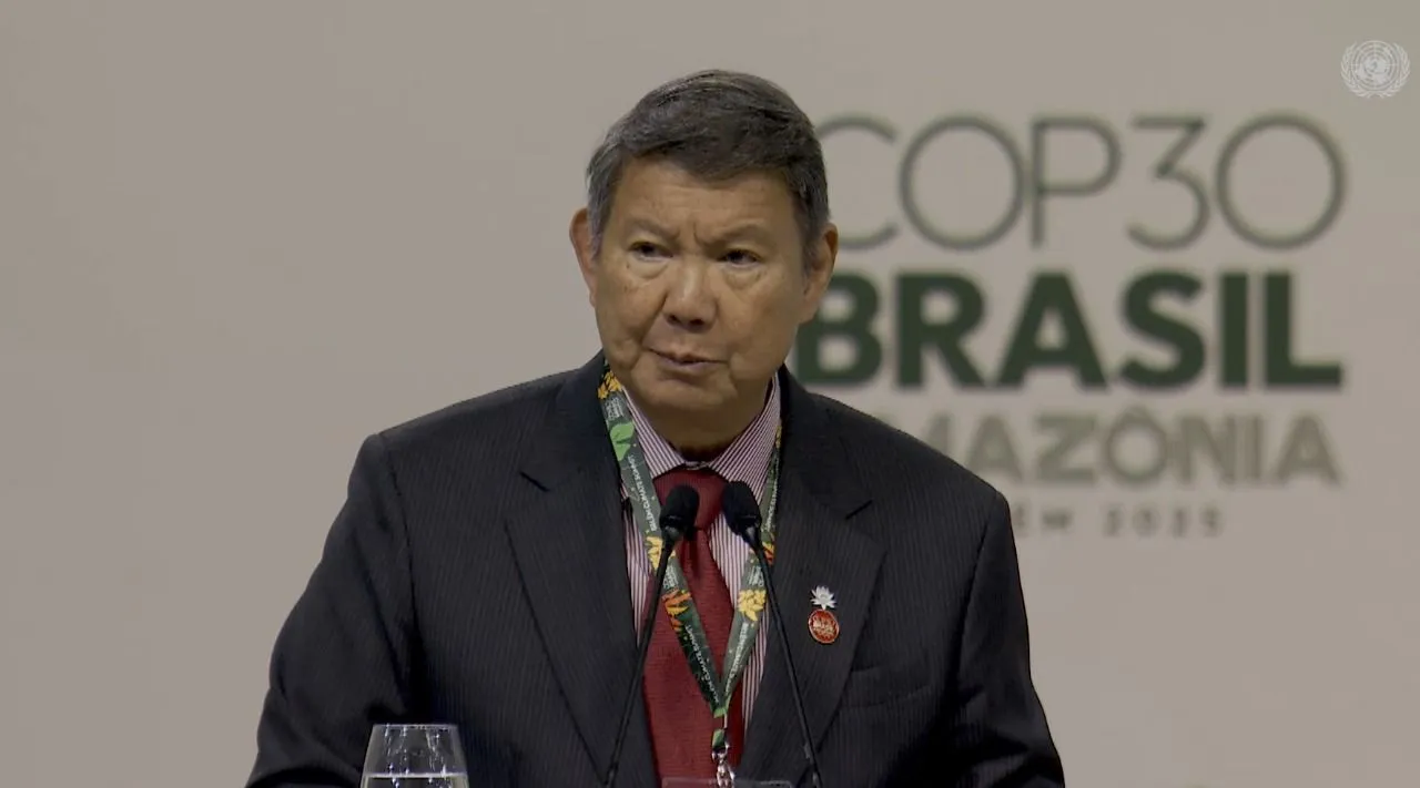 PLN untuk rakyat, Indonesia Tegaskan Aksi Nyata Menuju NZE 2060 Di COP30, PLN Siap Jadi Motor Transisi Energi Nasional