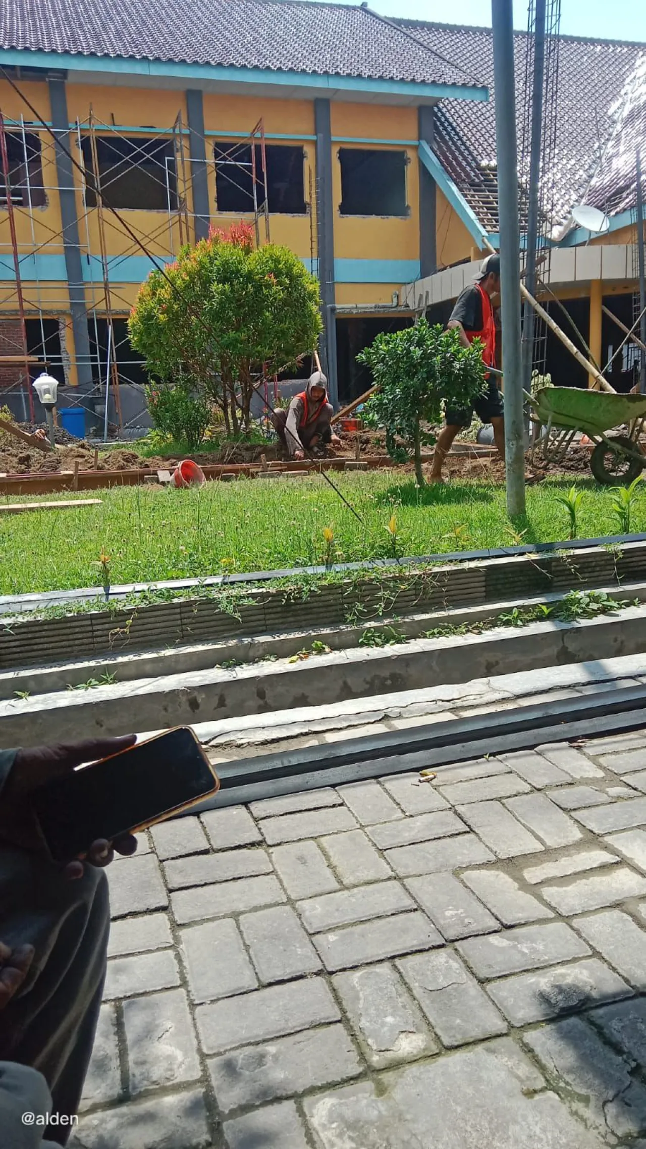 Proyek Rehabilitasi SMKN 1 Diduga Tak Beres, Menuai Sorotan Publik