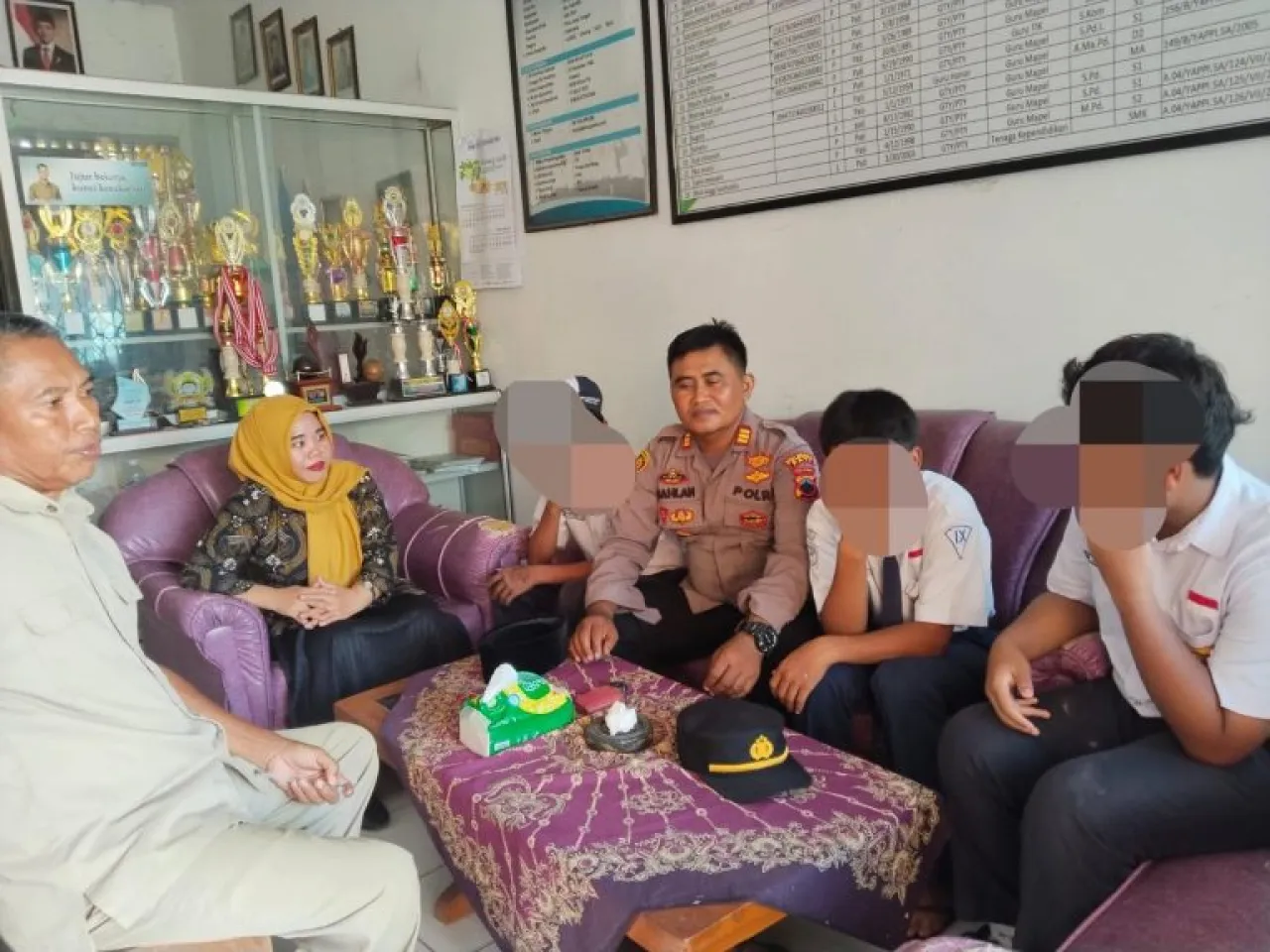 Aksi Tawuran Dua Geng Pelajar di Digagalkan Anggota Polsek Sukolilo, Belasan Remaja Dibina