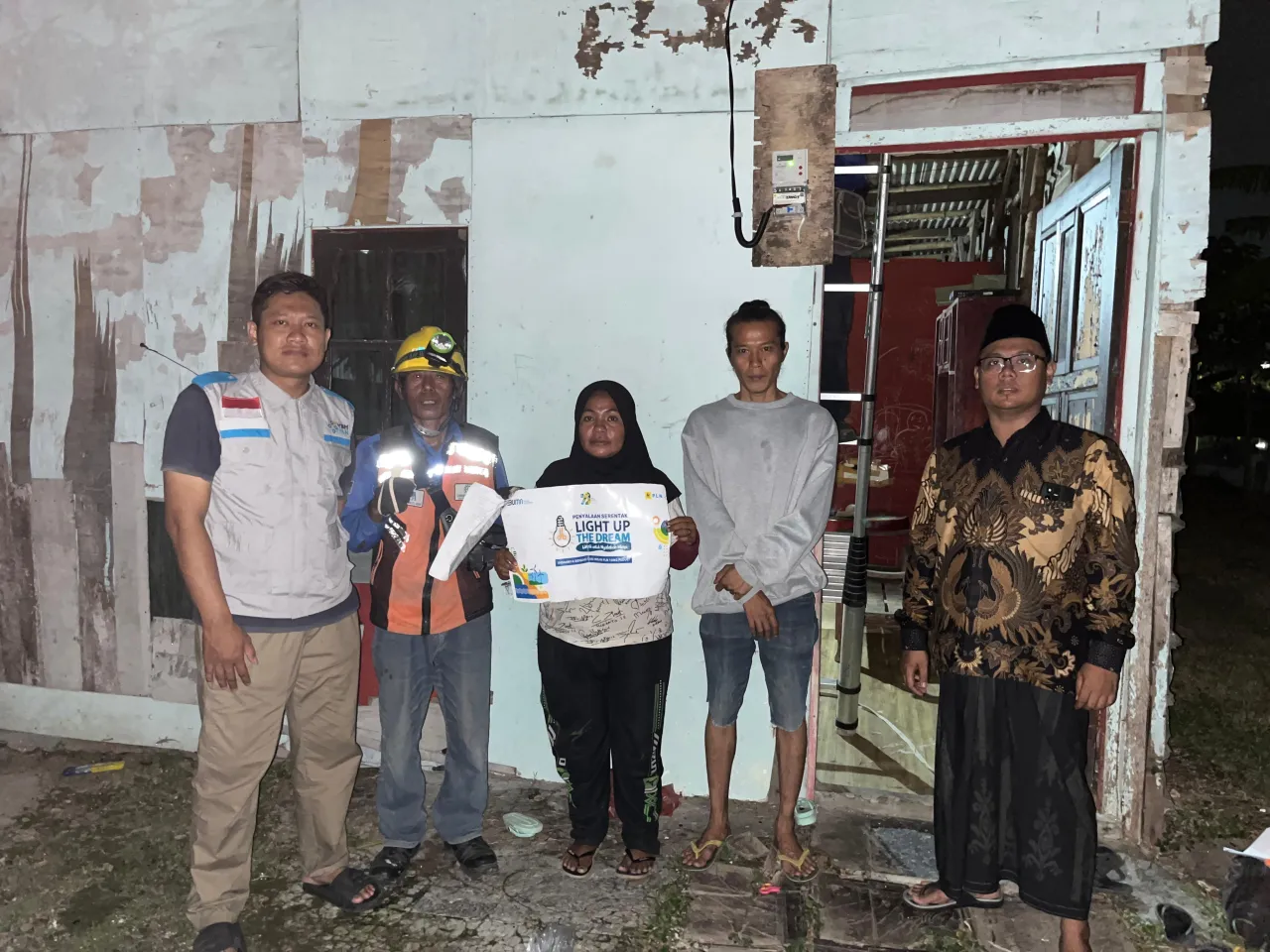 YBM PLN UIP JBTB Dukung Sahabat Seiman dan UMKM Gresik Selatan