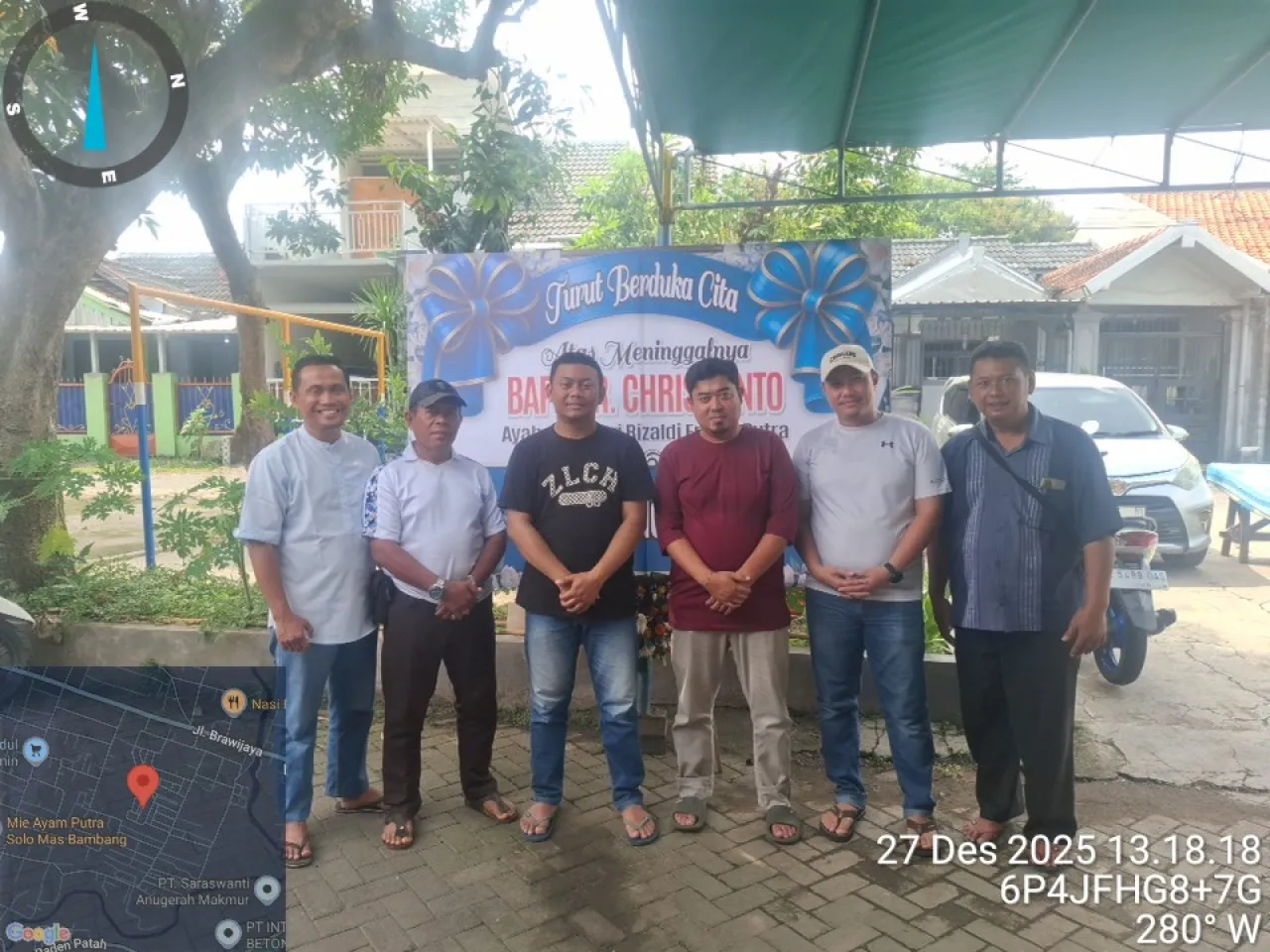 Karyawan TAD PLN UIP JBTB Takziah ke Rumah Duka Orang Tua Rekan Kerja di Mojokerto