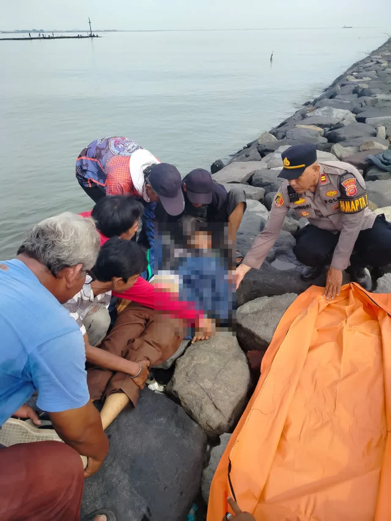Polres Cirebon Kota Dan Polsek KPC Sigap Tangani Laporan Pemancing Meninggal Dunia