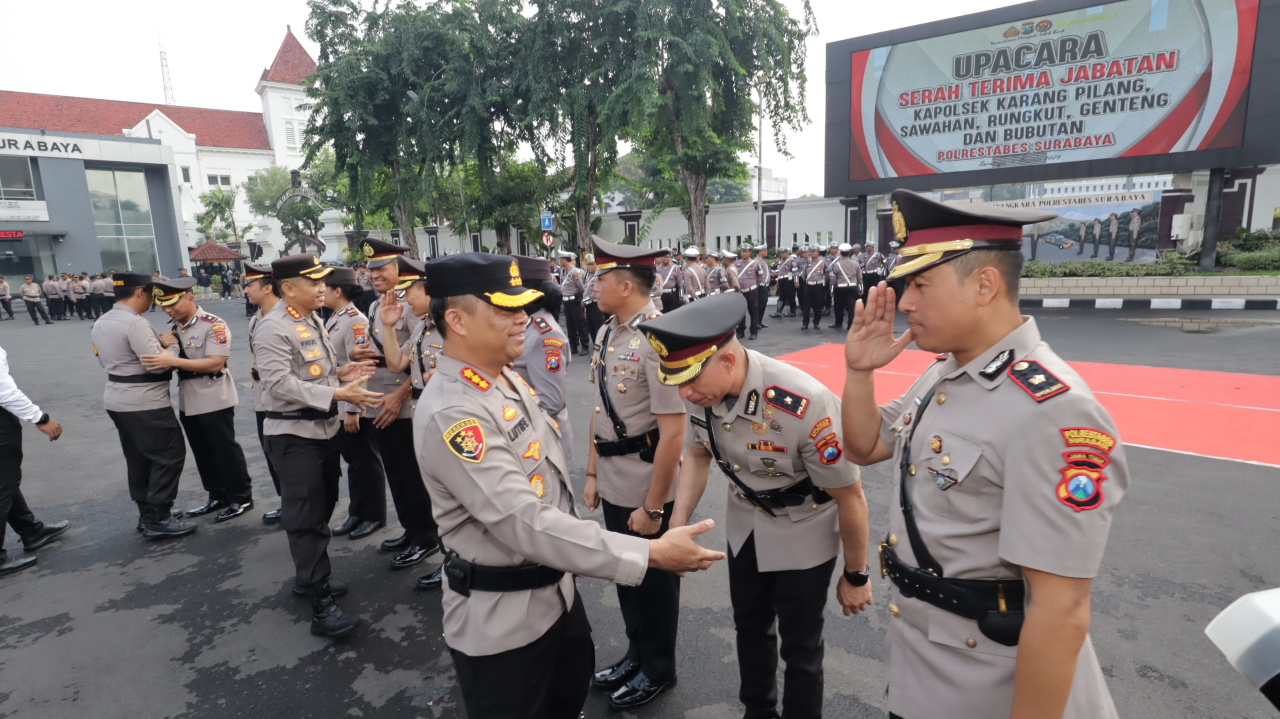 Pergantian Jabatan Polrestabes Surabaya: Momentum Evaluasi dan Optimisme Baru