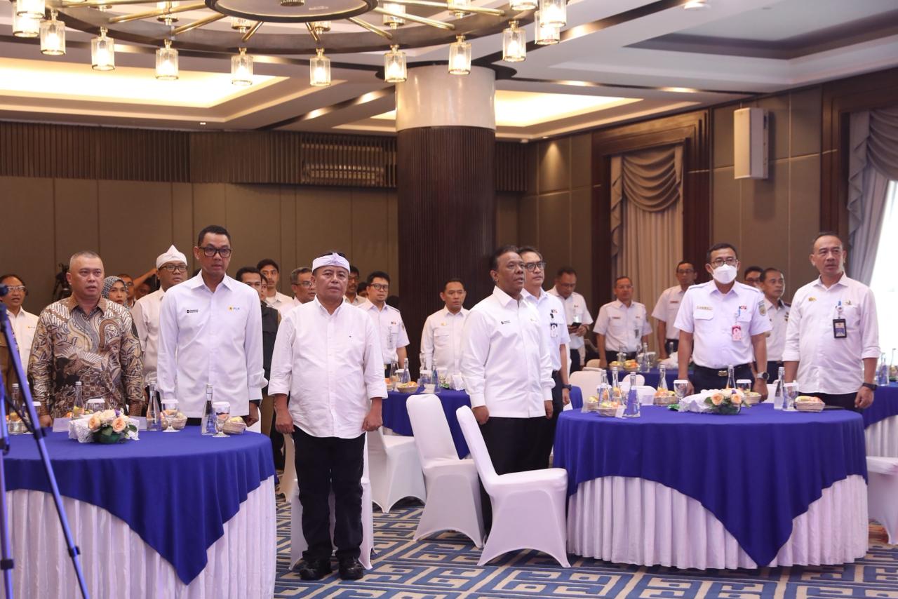 Rayakan Hari Sumpah Pemuda Jadi Kolaborasi PLN dan KAI Wujudkan Elektrifikasi Jalur Kereta Indonesia