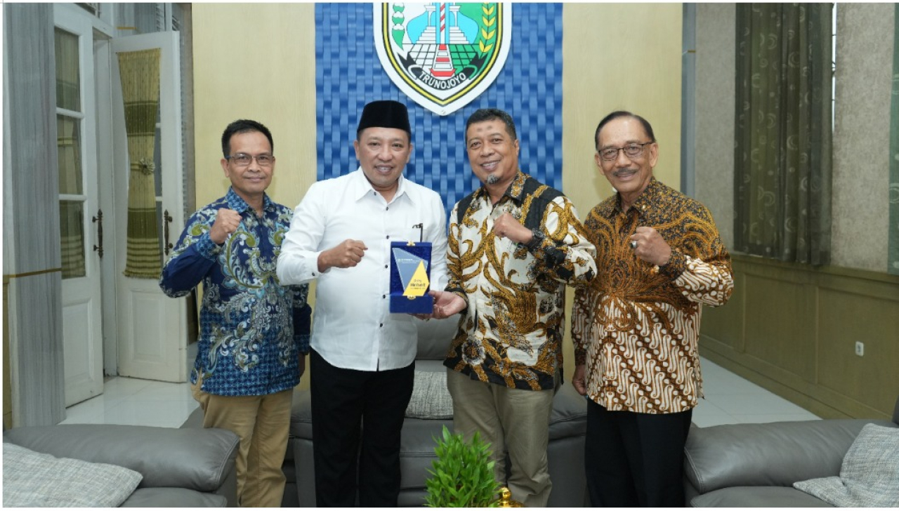 Listrik untuk rakyat, PLN UIP JBTB dan Pemkab Sampang Perkuat Sinergi Dukung Transisi Energi dan Penerapan ESG melalui Rencana Pembangunan SUTT 150 kV di Madura