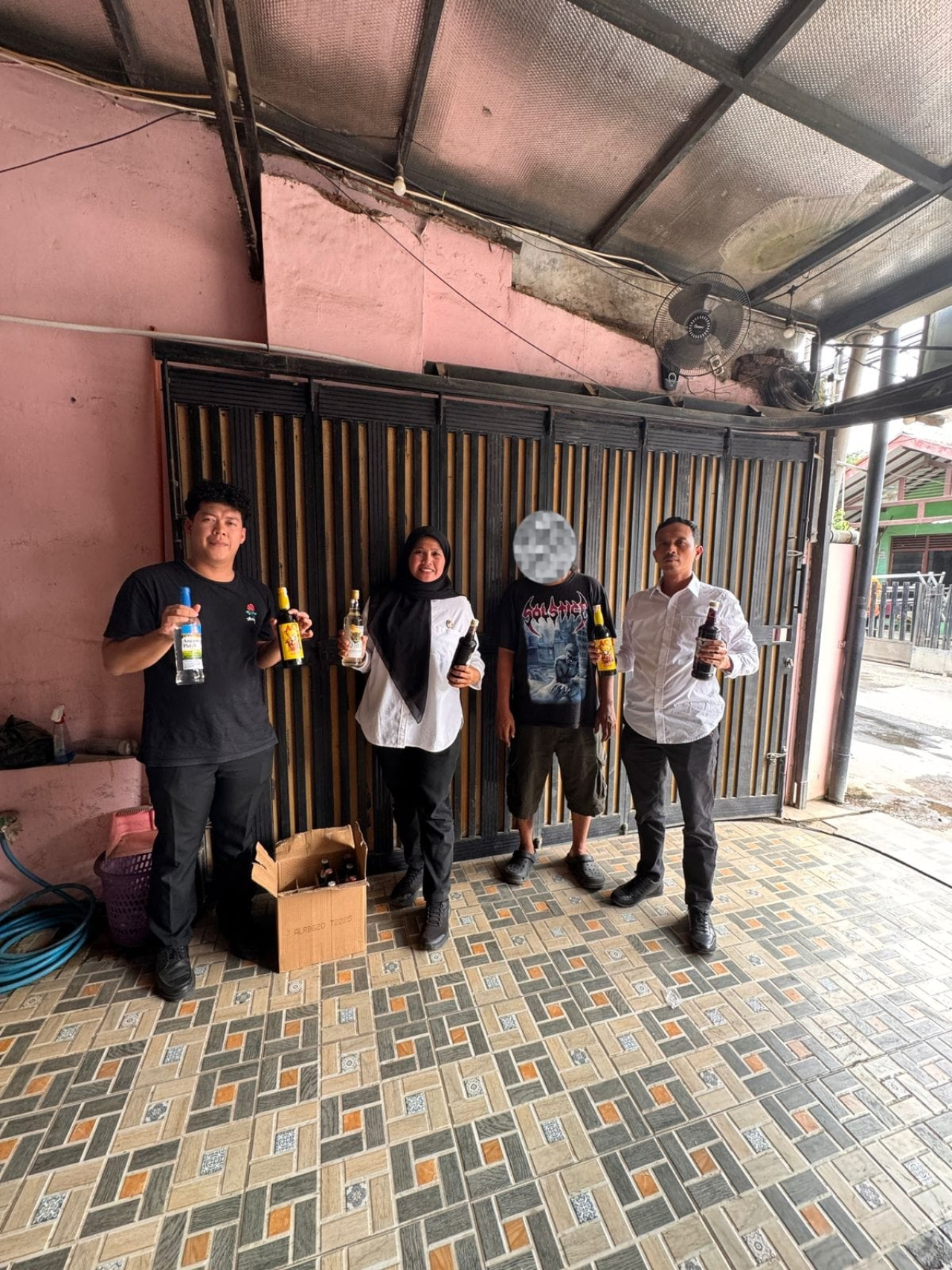 Sat Resnarkoba Polres Cirebon Kota Gelar Operasi Miras di Kecamatan Tengah Tani