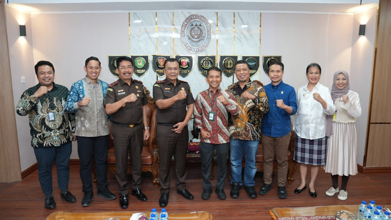 Perkuat Sinergi, PLN UIP JBTB dan PLN Group Jatim Gandeng Kejati Jatim, Kawal Infrastruktur Listrik Untuk Rakyat